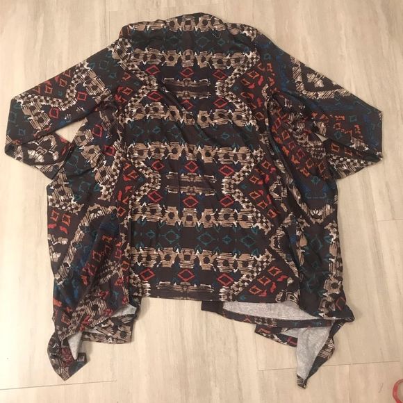 Liberty Love Aztec Print Waterfall Cardigan 5/$25 - Picture 4 of 6